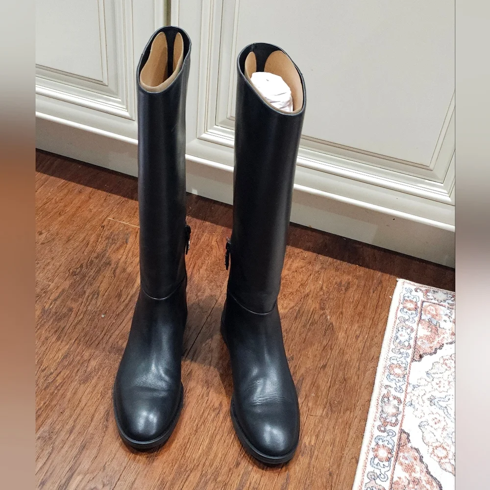 Stuart Weitzman Leather GRACIE TUBO BOOT EUC. SZ 8.5